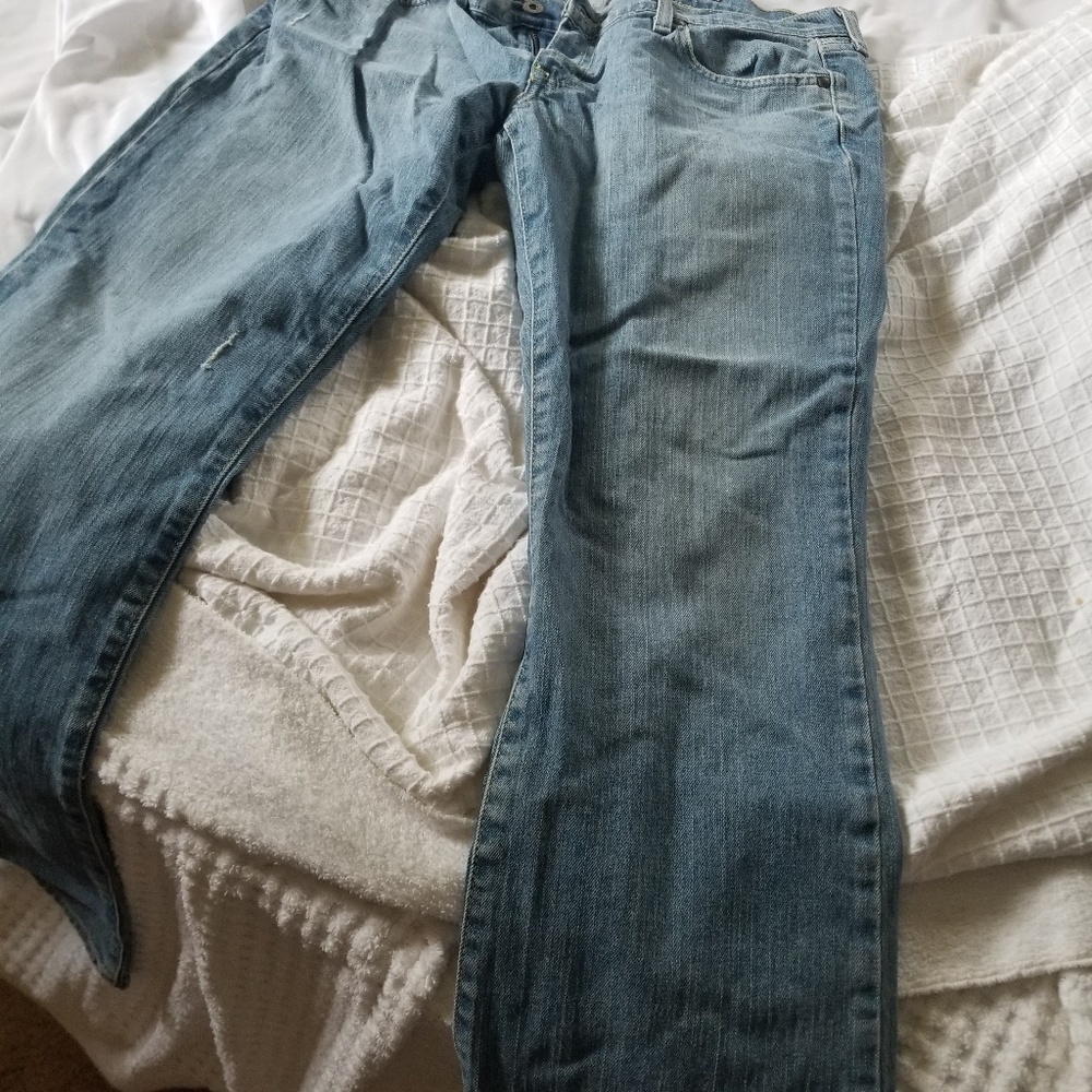 12 Jeans